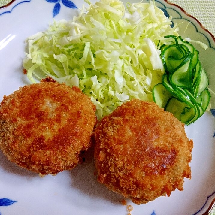 ドライカレーリメイク☆チーズinカレーコロッケ